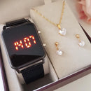 Relógio Feminino Digital Quadrado + Colar e Brinco Folheadas   - Pacheco Express - Últimas Unidades 🔥