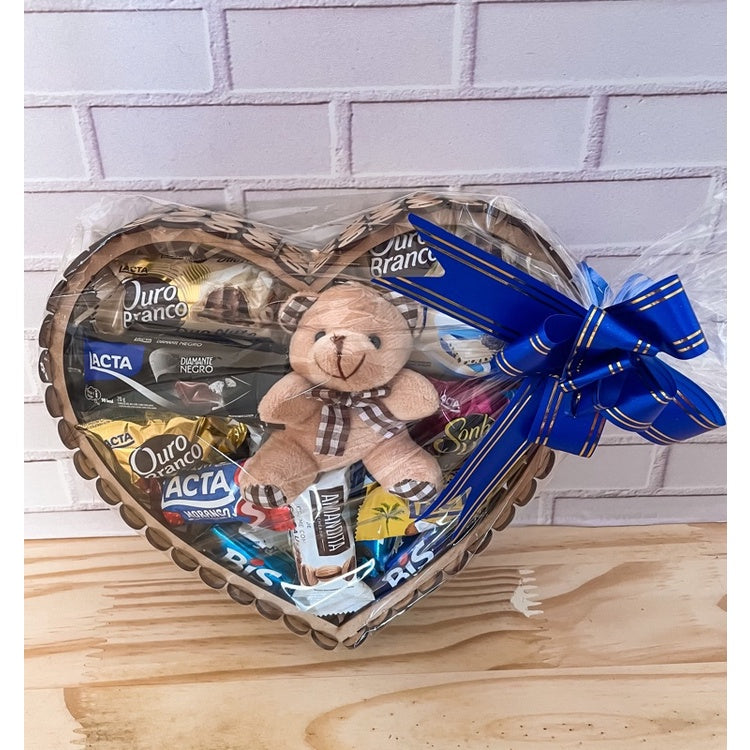 Cesta de Chocolate Coração Mini teddy